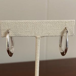 925 silver hoop earrings. Vintage. Uniquely shaped hoop earrings.